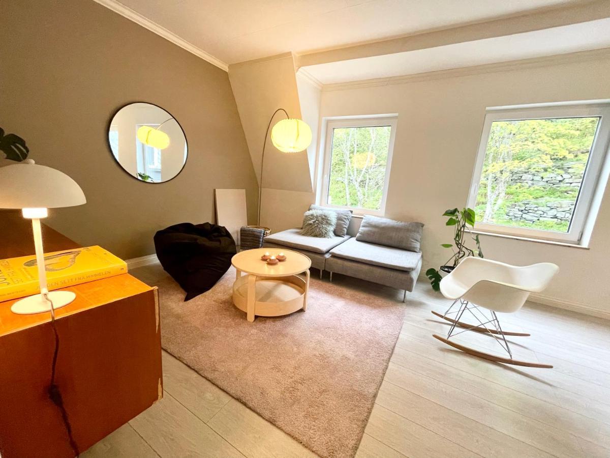 Charming Apartment In Alesund Center With Free Parking Екстер'єр фото